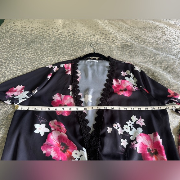 Womens Kimono Cardigan Floral Print Chiffon Beach Cover Ups
Lace Trim Top - Picture 9 of 10